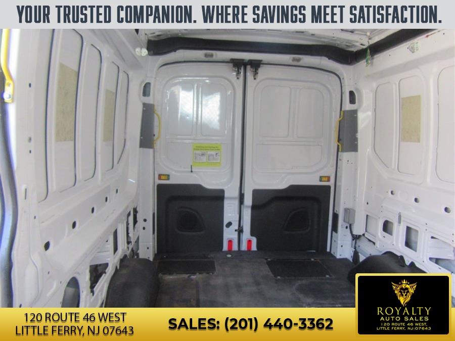 2016 Ford Transit Base - Photo 11