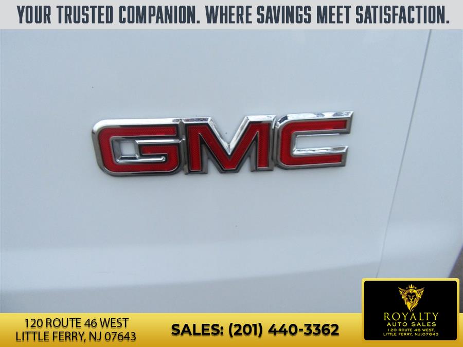 2015 GMC Savana Cargo Work Van - Photo 8