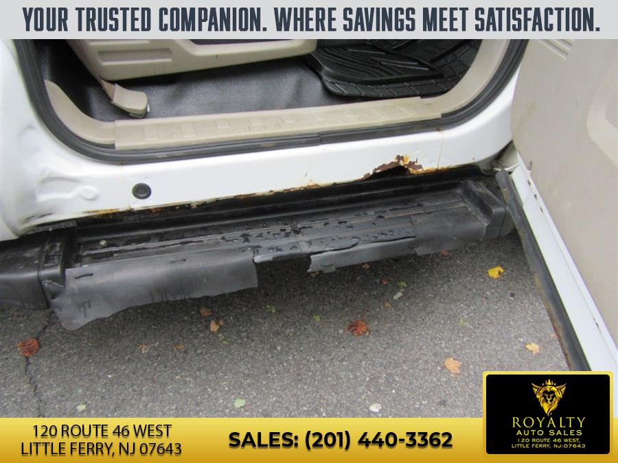 2008 Ford F-350 Super Duty Chassis Cab XL - Photo 16