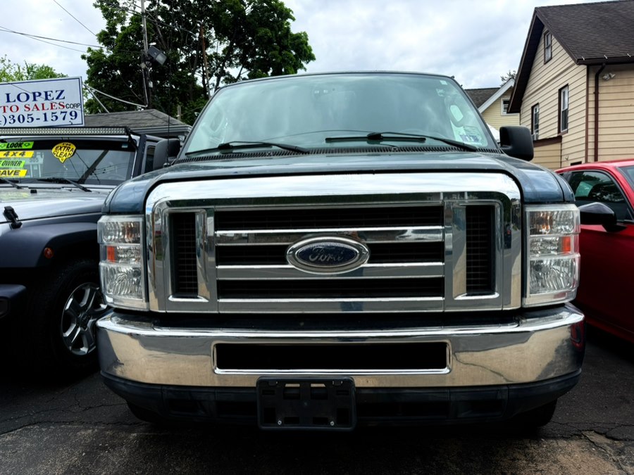 2014 Ford E-Series E-350 Super Duty Extended's photo