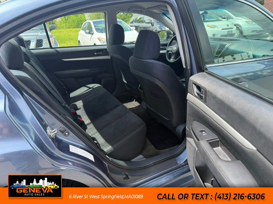 2013 Subaru Legacy I Premium - Photo 11