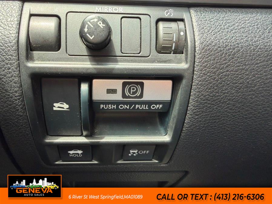 2013 Subaru Legacy I Premium - Photo 18