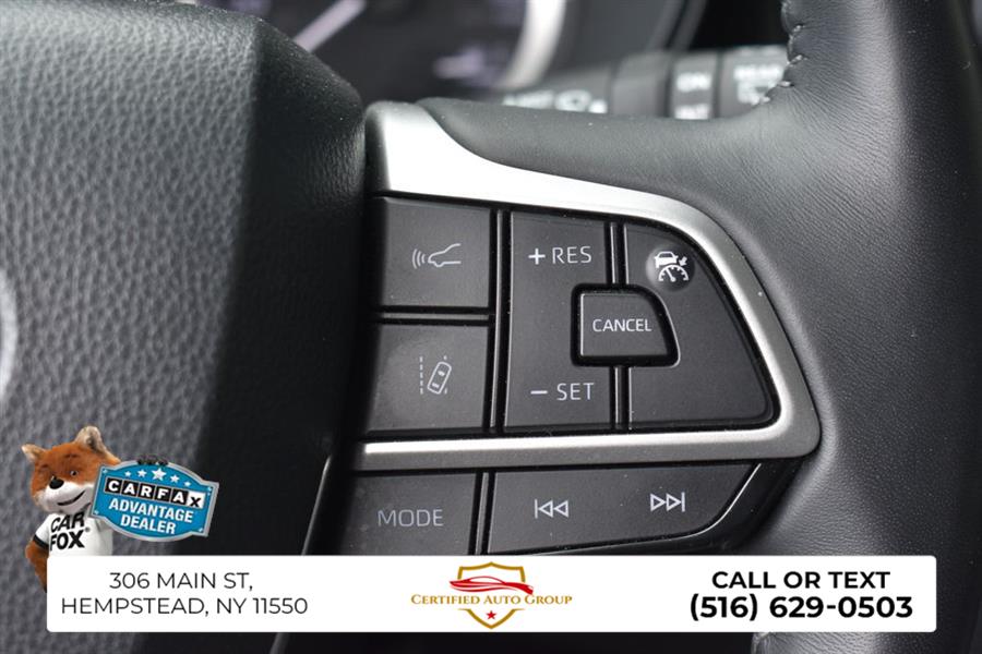 2025 Toyota Highlander LE - Photo 15