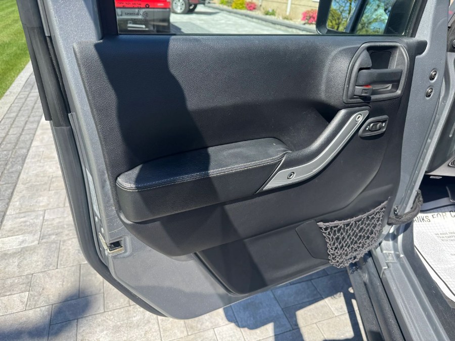 2015 Jeep Wrangler Unlimited Rubicon - Photo 10