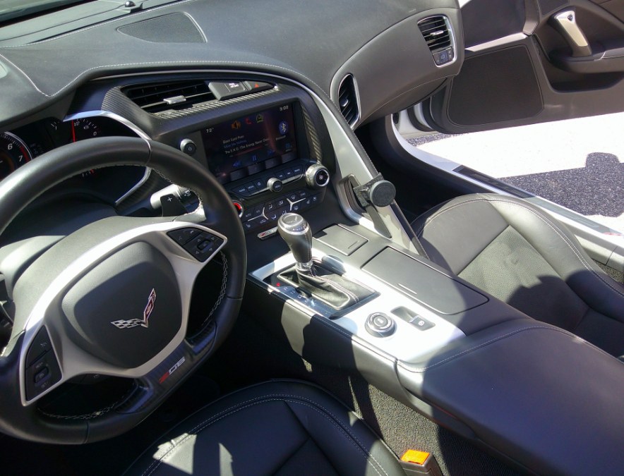 2015 Chevrolet Corvette Z06 - Photo 46