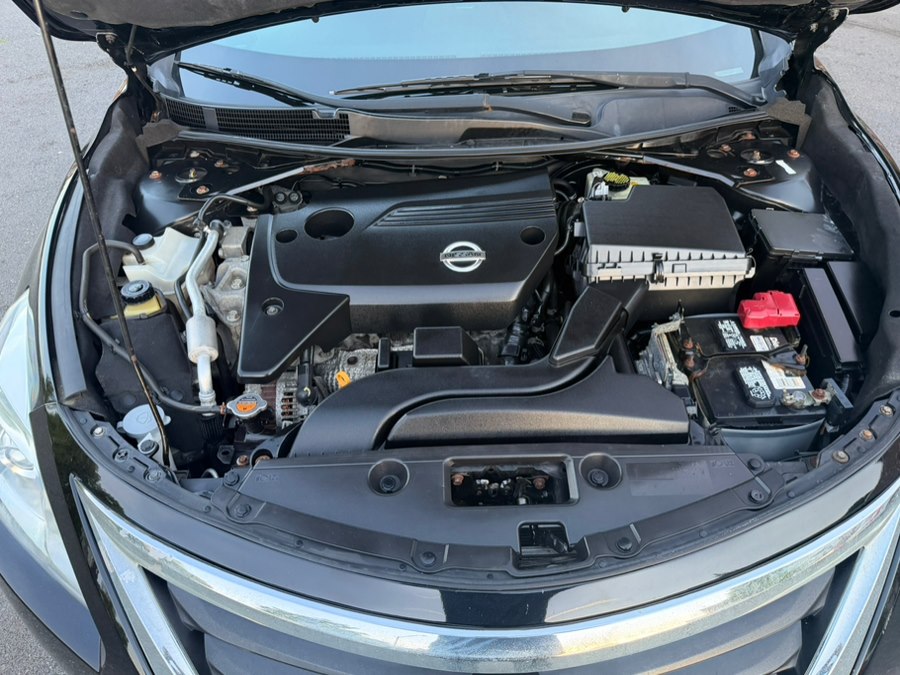 2017 Nissan Altima SV - Photo 22