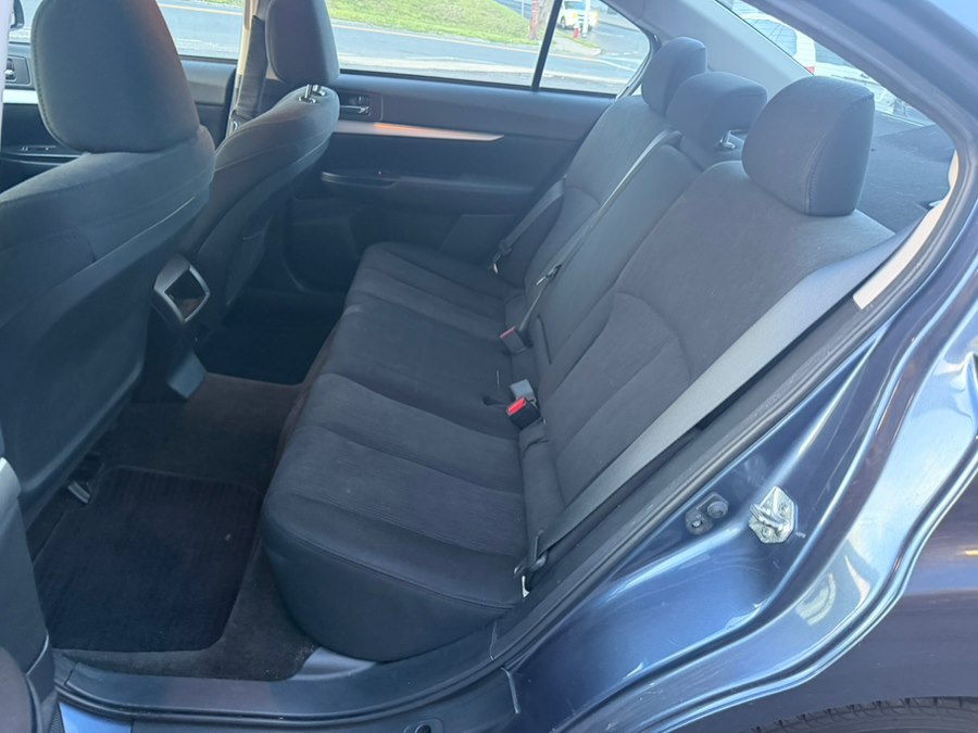 2013 Subaru Legacy I Premium - Photo 7