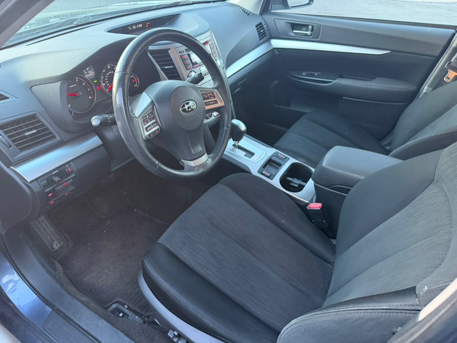 2013 Subaru Legacy I Premium - Photo 6