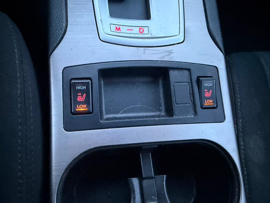 2013 Subaru Legacy I Premium - Photo 12