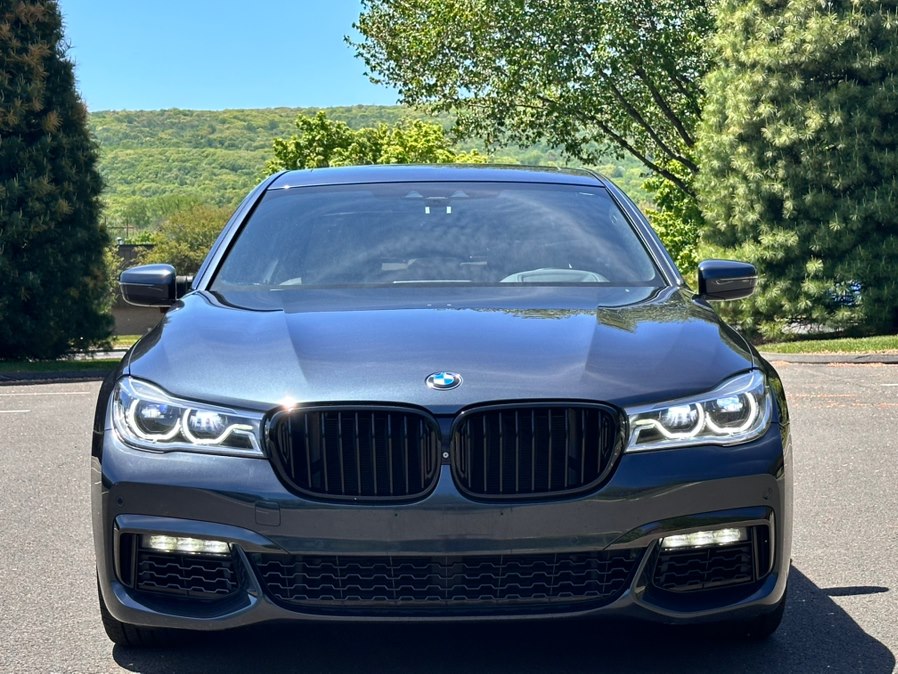 2016 BMW 7 Series 750i - Photo 18