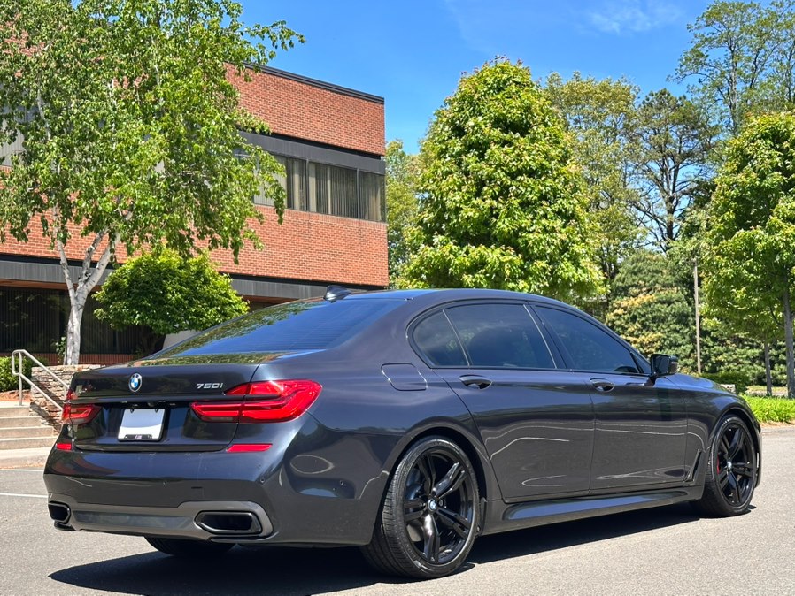 2016 BMW 7 Series 750i - Photo 16