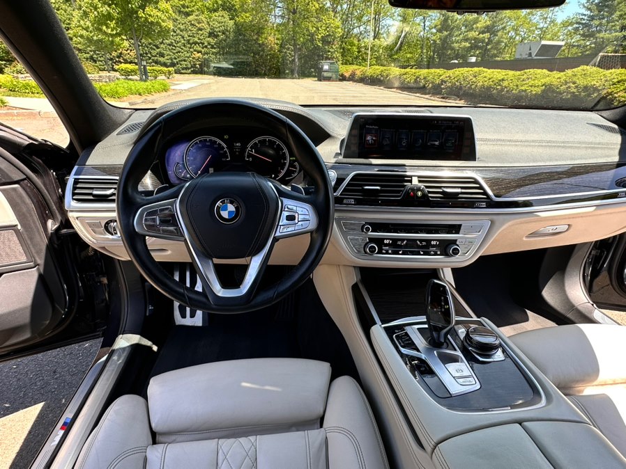 2016 BMW 7 Series 750i - Photo 22