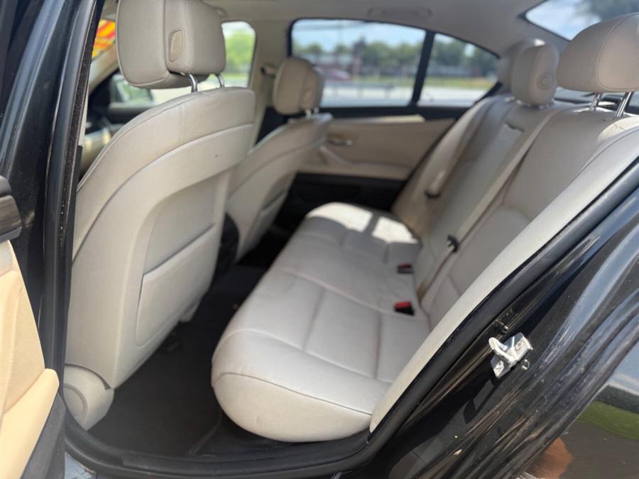 2011 BMW 5 Series 535i - Photo 12