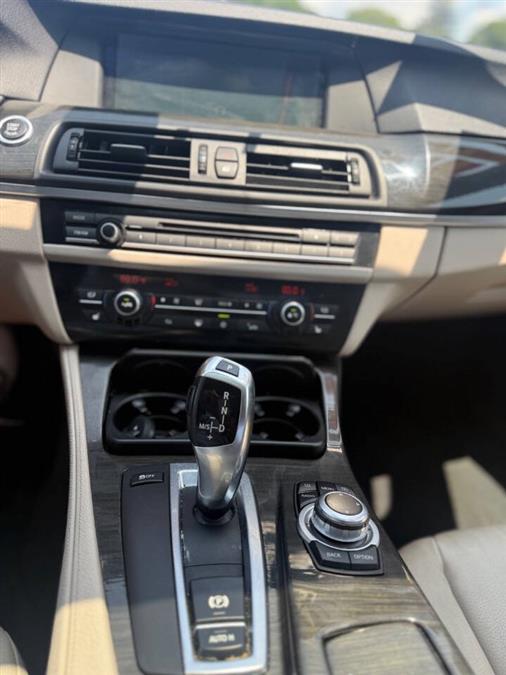 2011 BMW 5 Series 535i - Photo 22