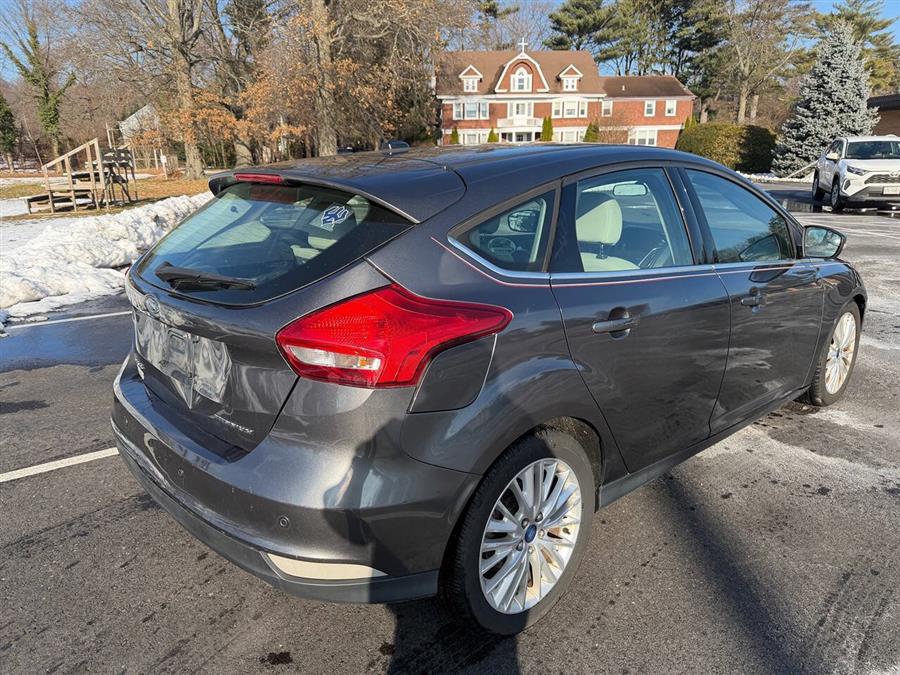 2015 Ford Focus Titanium - Photo 6