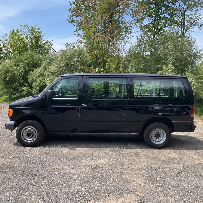 2006 Ford E-Series E-350 XL Super Duty's photo
