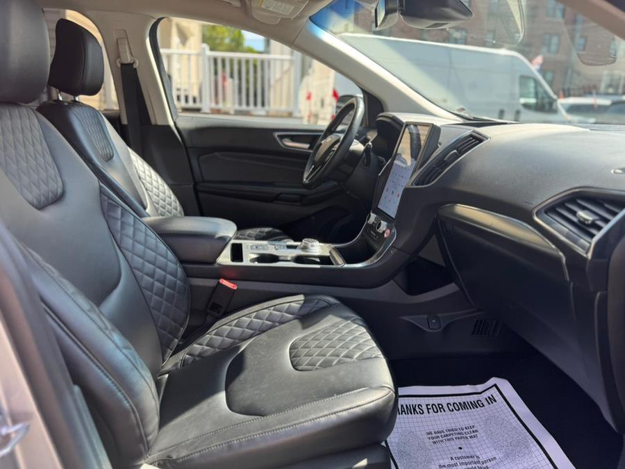 2023 Ford Edge Titanium - Photo 19