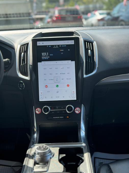 2023 Ford Edge Titanium - Photo 15