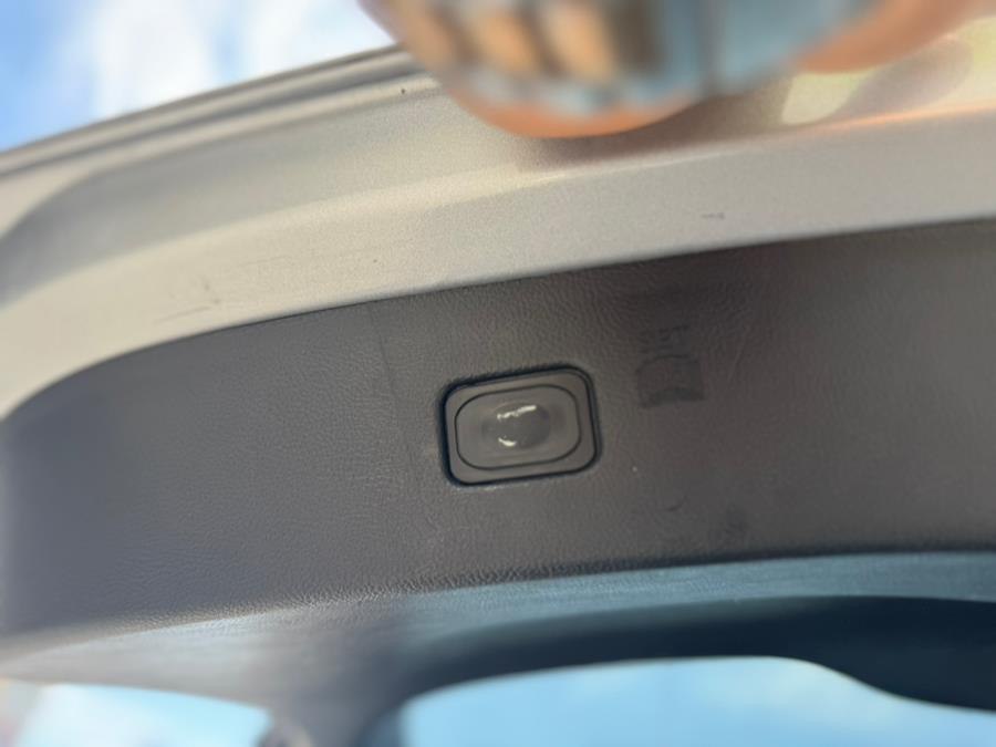 2023 Ford Edge Titanium - Photo 7