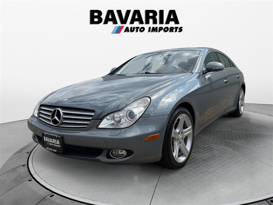 Iridium Silver Metallic 2007 Mercedes-Benz CLS 550 Sedan Rear-Wheel Drive Automatic