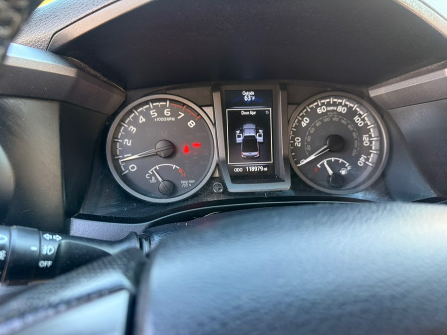 2018 Toyota Tacoma TRD Sport - Photo 13