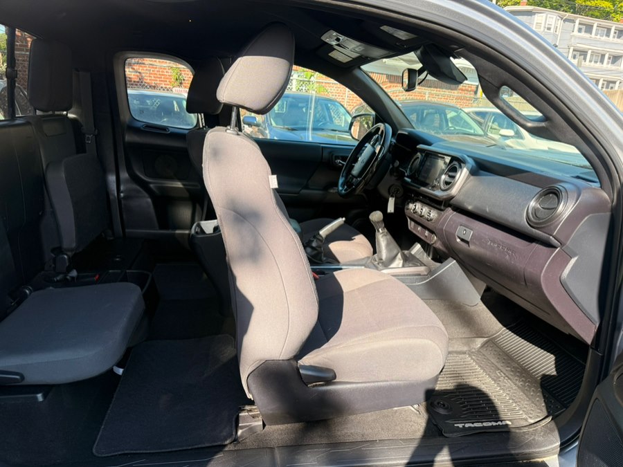 2018 Toyota Tacoma TRD Sport - Photo 6