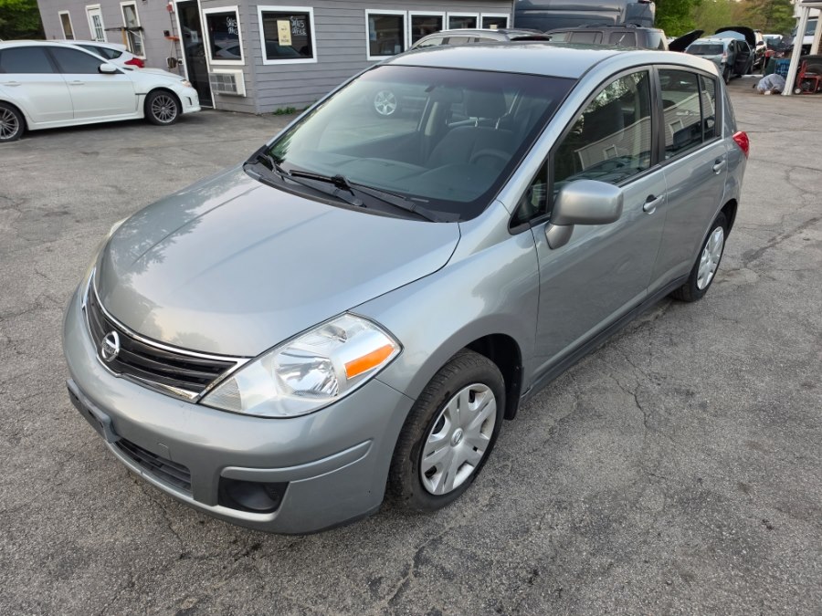 2009 Nissan Versa SL Hatchback