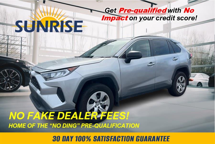 2019 Toyota RAV4 LE FWD's photo