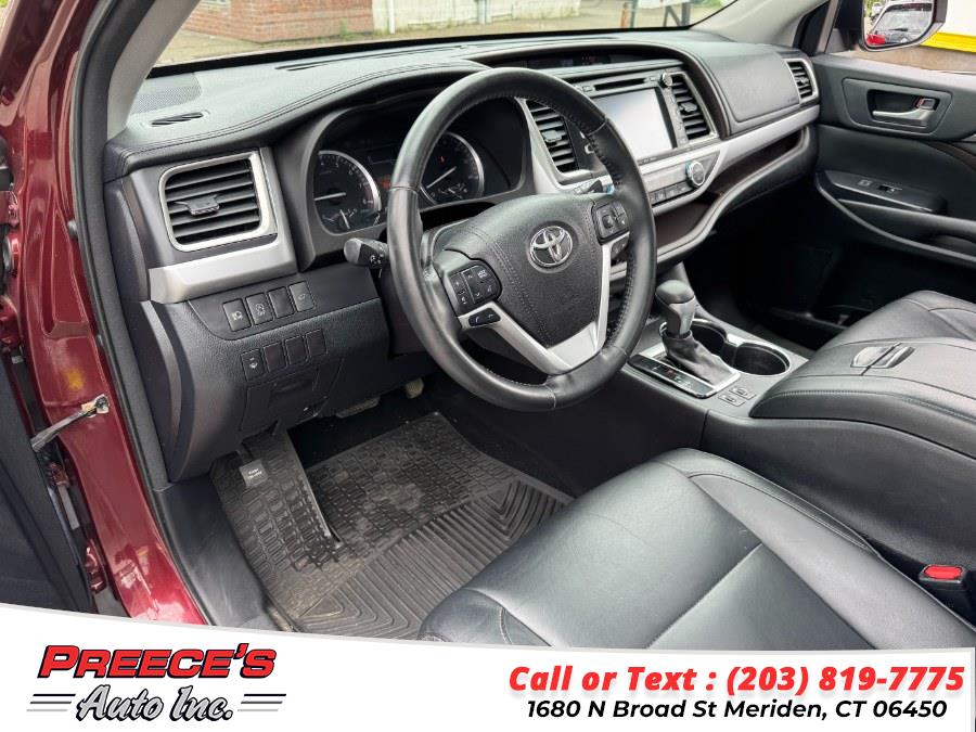2017 Toyota Highlander XLE - Photo 12