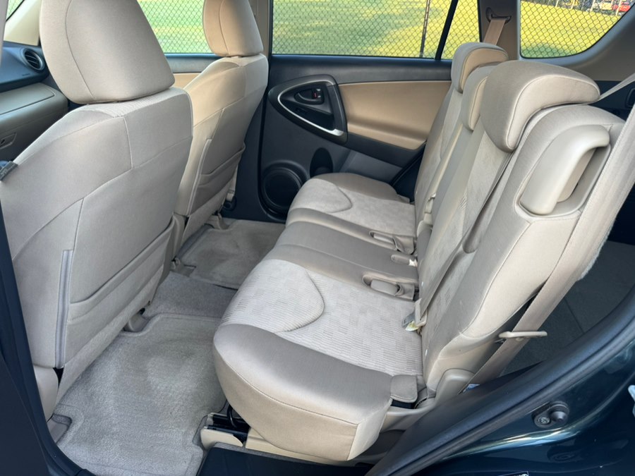 2009 Toyota RAV4 Base - Photo 10