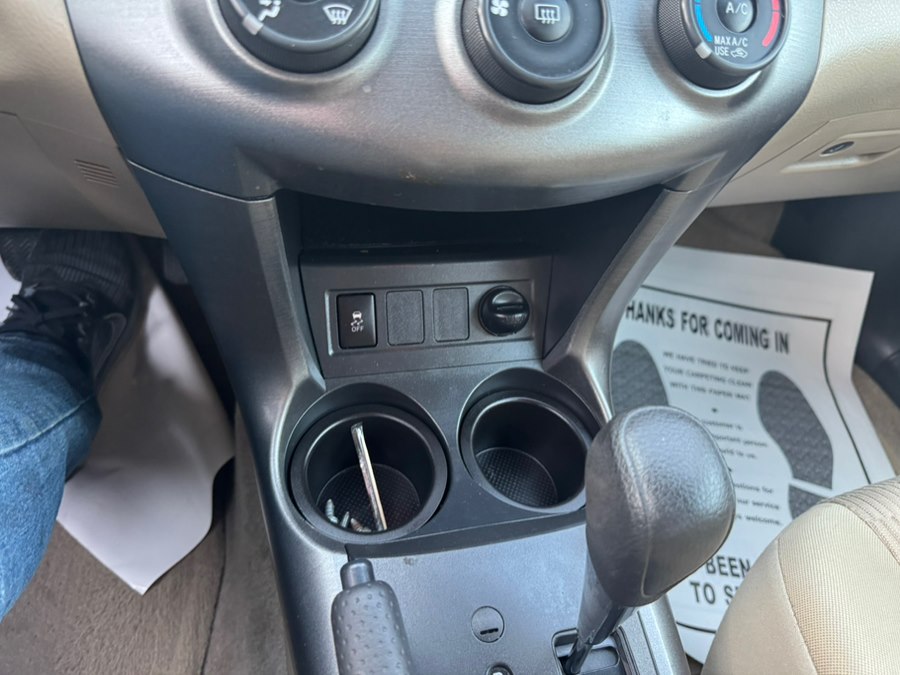 2009 Toyota RAV4 Base - Photo 12