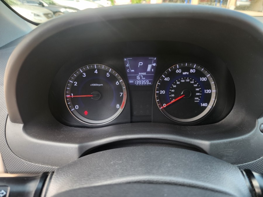 2013 Hyundai Accent GS - Photo 14