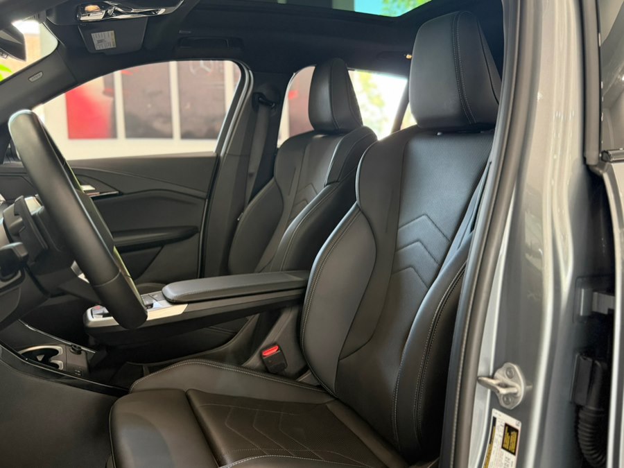 2026 BMW X2 28i - Photo 14