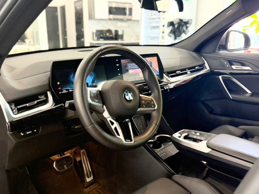 2026 BMW X2 28i - Photo 12
