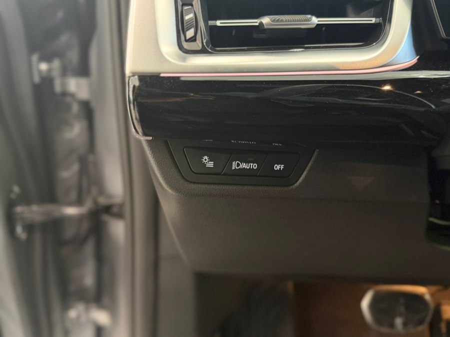 2026 BMW X2 28i - Photo 11