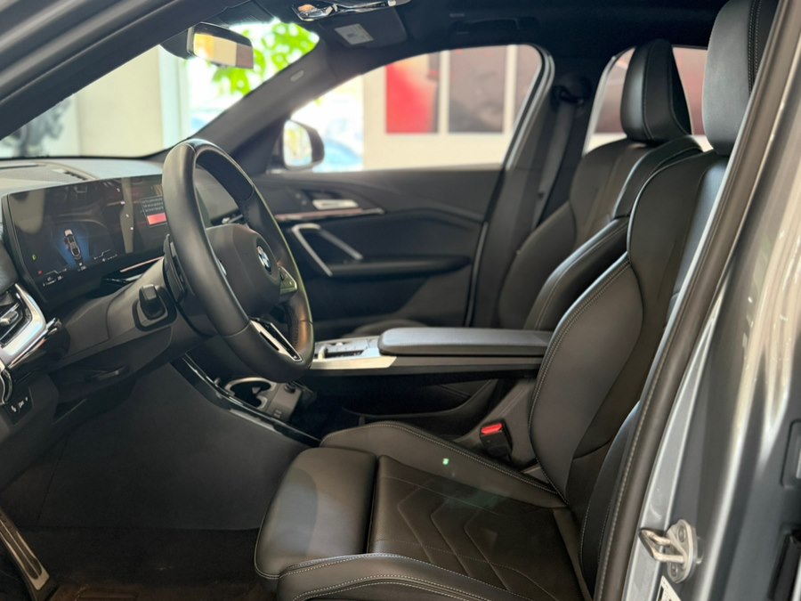 2026 BMW X2 28i - Photo 13