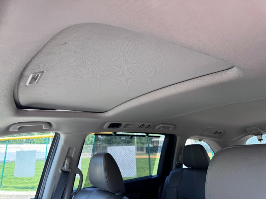 2014 Honda Odyssey EX-L - Photo 14