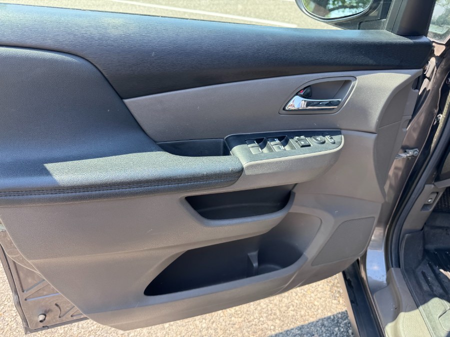 2014 Honda Odyssey EX-L - Photo 12