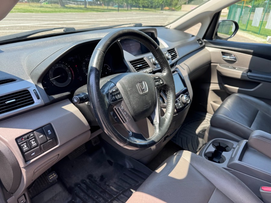 2014 Honda Odyssey EX-L - Photo 13