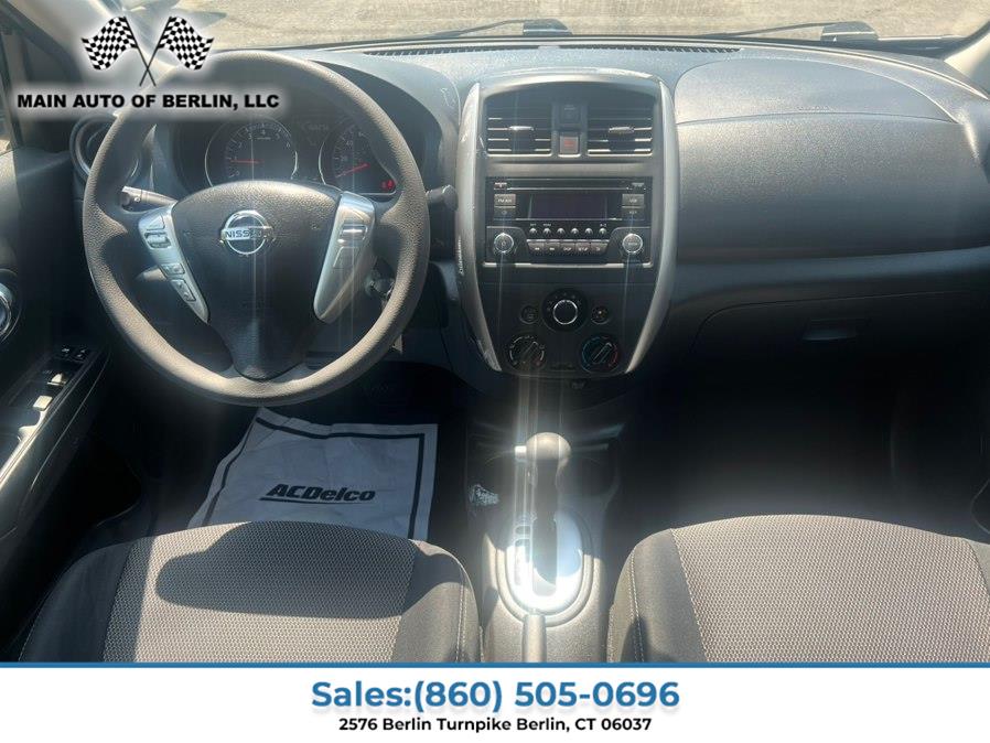 2016 Nissan Versa Sedan SV - Photo 15