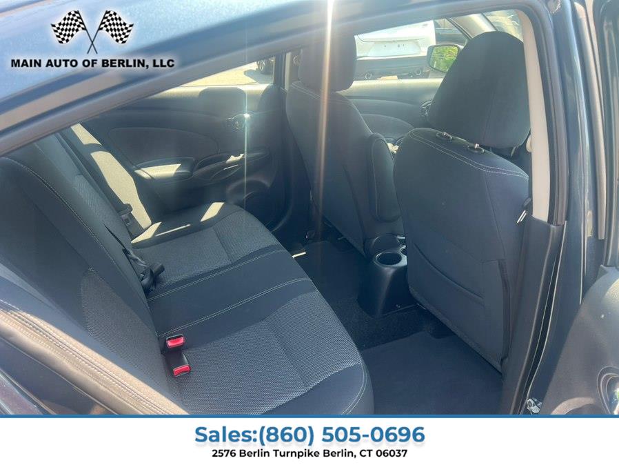 2016 Nissan Versa Sedan SV - Photo 14