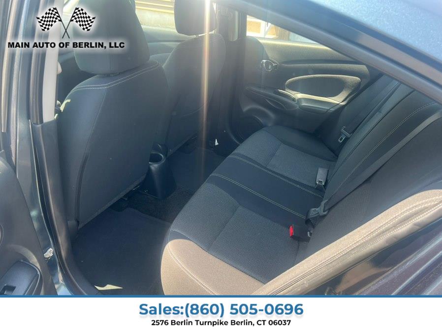 2016 Nissan Versa Sedan SV - Photo 12