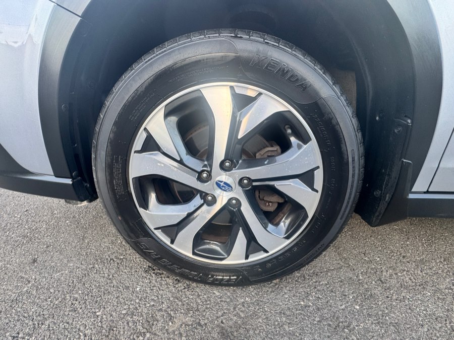 2020 Subaru Outback Limited - Photo 16