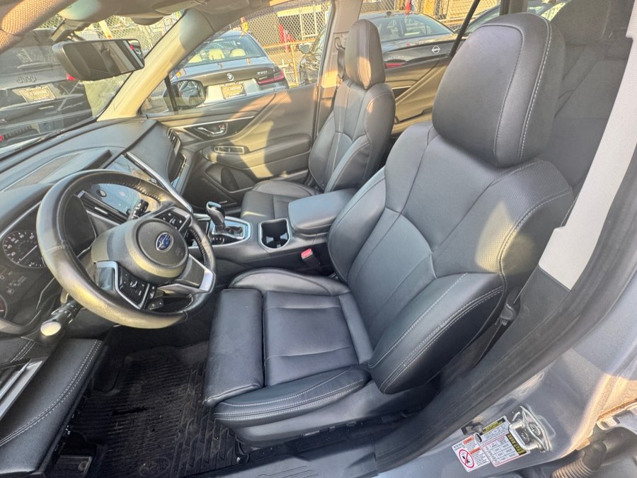 2020 Subaru Outback Limited - Photo 8