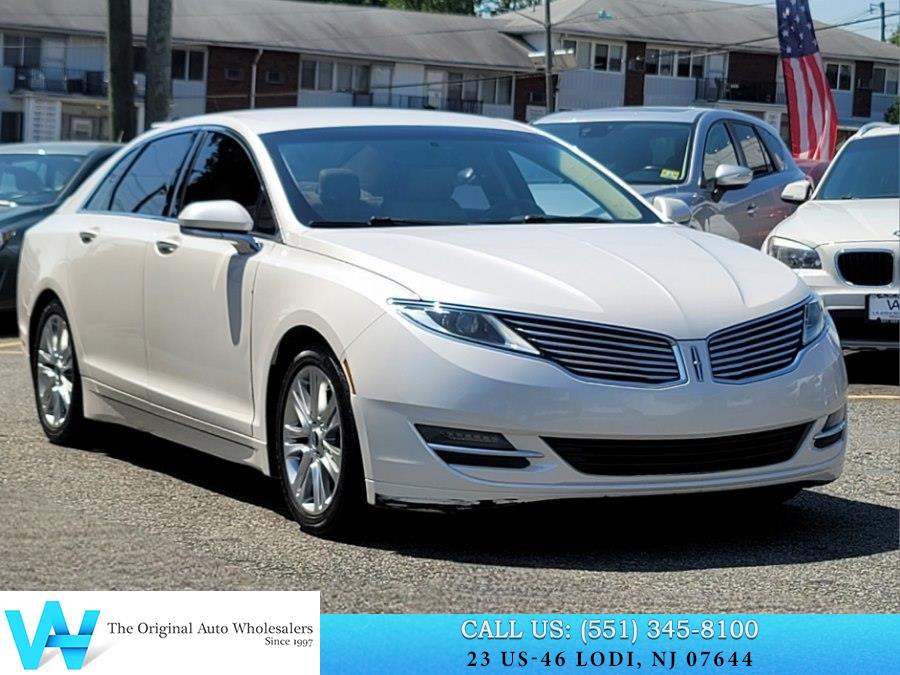 White Platinum Metallic Tri-Coat 2014 Lincoln MKZ FWD Sedan Front-Wheel Drive Automatic