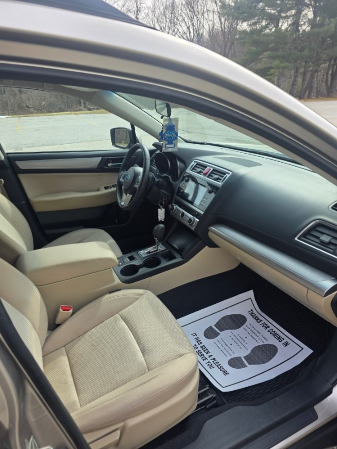 2017 Subaru Outback Premium - Photo 14