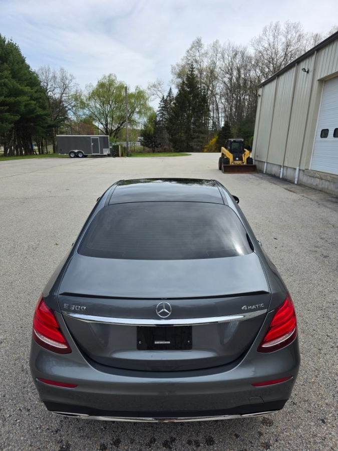 2019 Mercedes-Benz E-Class E300 - Photo 7