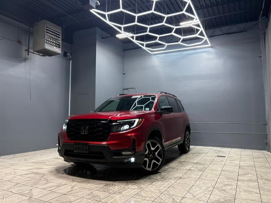 Radiant Red Metallic II 2022 Honda Passport Elite AWD SUV / Crossover All-Wheel Drive Automatic