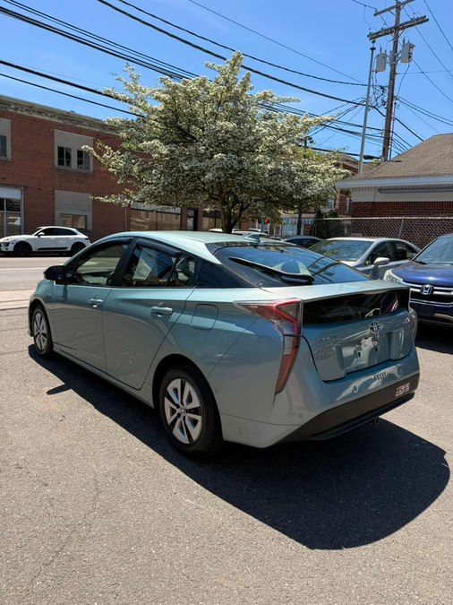 2017 Toyota Prius Three - Photo 15