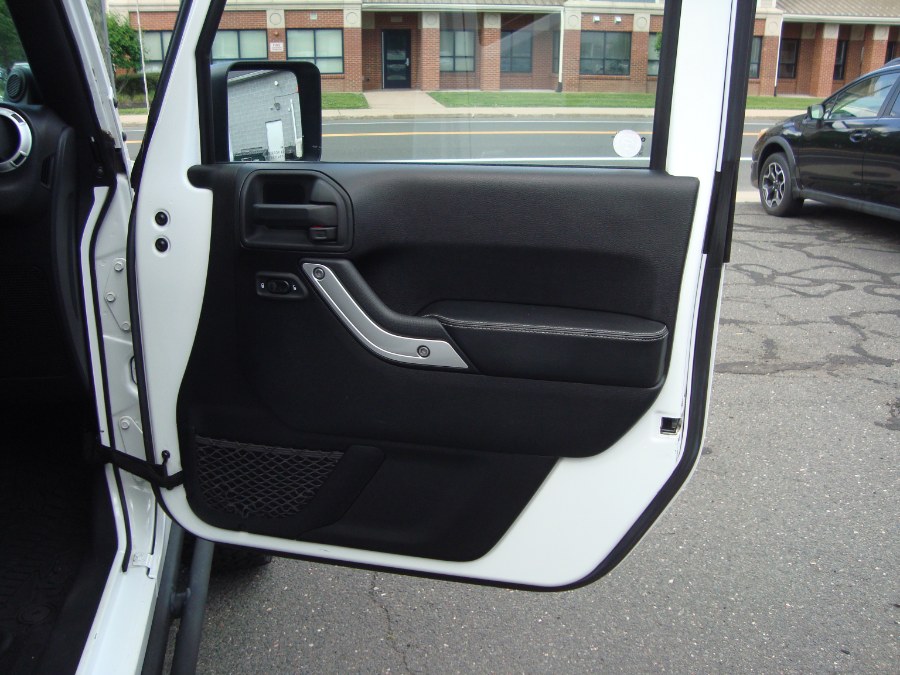 2014 Jeep Wrangler Unlimited Rubicon - Photo 13